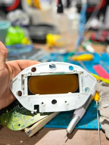 Painel de moto manchado recuperamos 