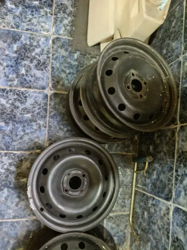 Roda Sandero, Longan, Clio...