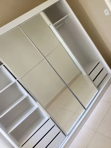 Guarda roupa casal