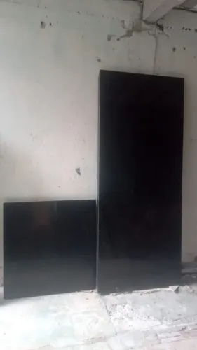Mesa de granito preto 