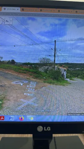 Vendo lote de 300 metros no bairro São Lucas em Divinópolis (MG)