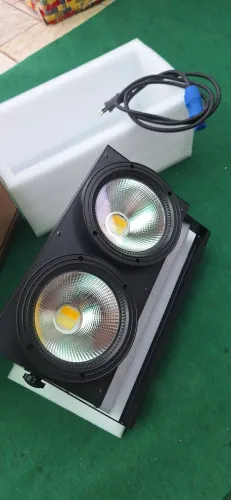 Refletor COB LED 200W Branco Frio Branco Quente DMX