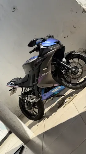 Yamaha R15