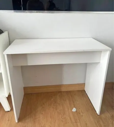 Mesa para estudos em mdf