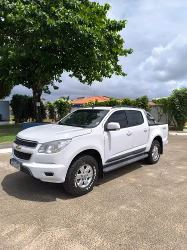 Chevrolet S10 Pick-up LT 2.8 TDI 4X4 CD Diesel 2013