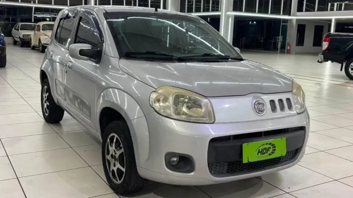 Fiat Uno Vivace/rua 1.0 EVO Fire Flex 8V 5P 2012