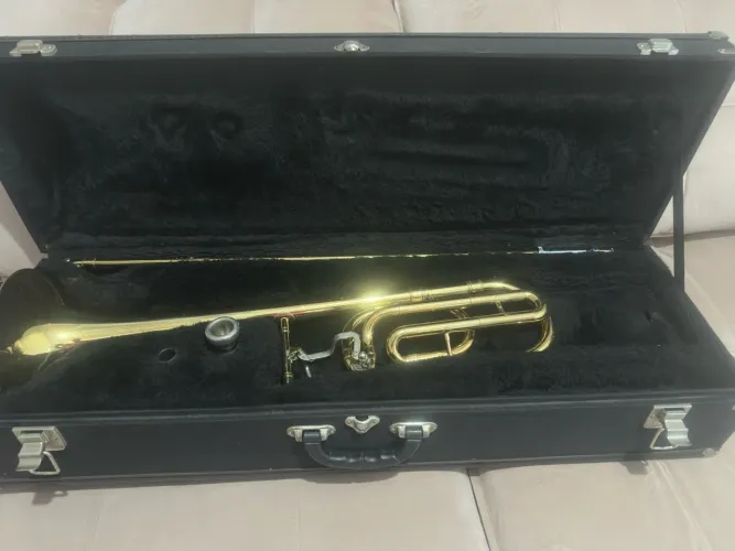 Vendo Trombone Tenor Holton USA