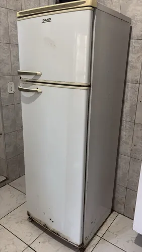 GELADEIRA