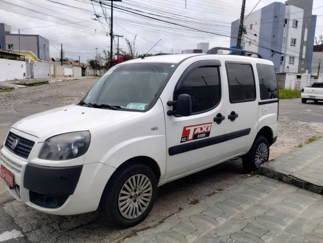 Fiat Doblo Essence 1.8 Flex 16V 5P 2020