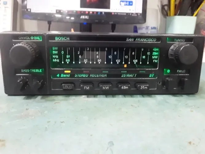 Radio San Francisco 2 canais Bluetooth e Led