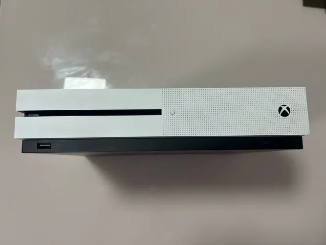 Xbox One S