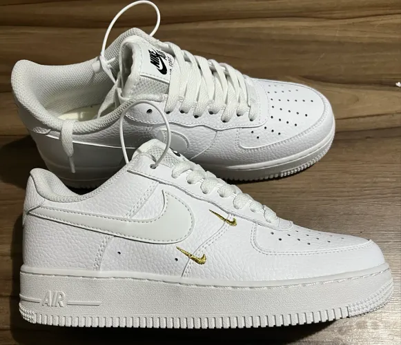 Tênis Nike Air Force 1 '07 Essential
