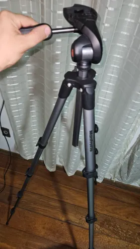 Tripé Manfrotto