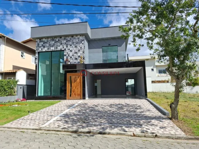 Casa em condomínio à venda em Mogi das Cruzes