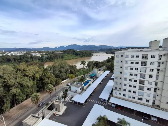 AP novo sacada c/ Churrasqueira,  Cond c/ Piscina próximo BR 470 