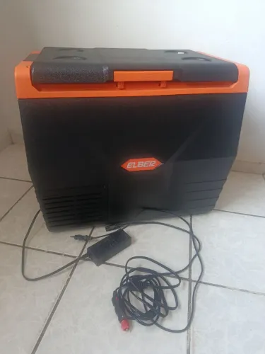 Geladeira portátil para caminhão