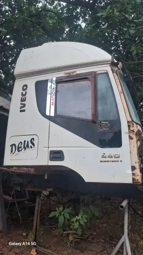 Cabine iveco strallis 