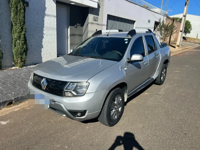 Renault Duster Oroch Dyna. 2.0 Hi-flex 16V Mec. 2016