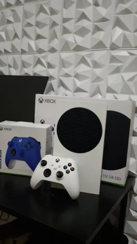 Xbox series s completo com controle e jogos