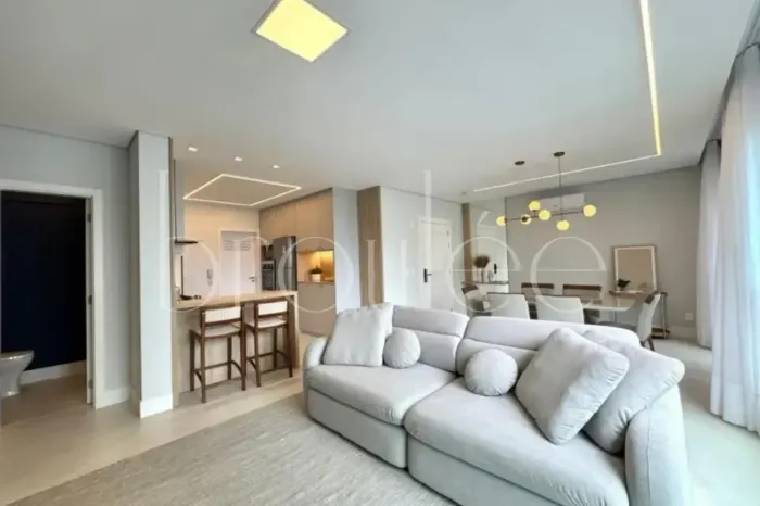 APARTAMENTO MOBILIADO NO EDIFÍCIO SOLAR DI CAPRI EM BALNEÁRIO CAMBORIÚ PARA LOCAÇÃO ANUAL