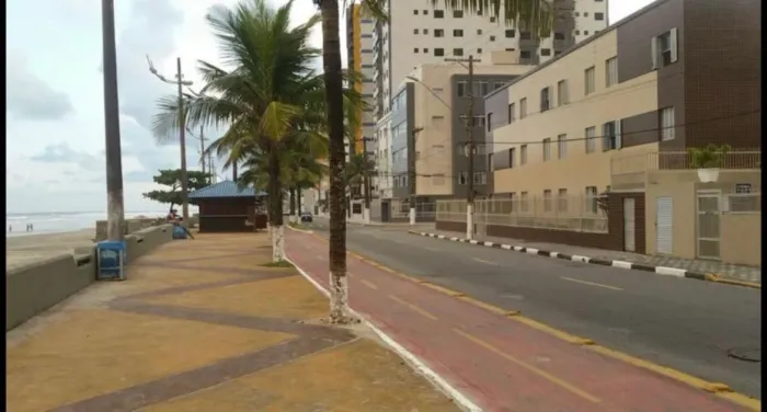 KITNET MONGAGUÁ CENTRO FRENTE AO MAR