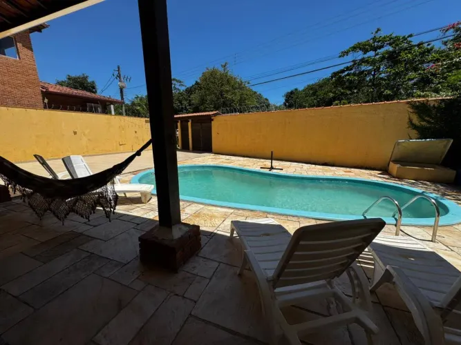 Casa com edícula para Locação na praia de Maresias