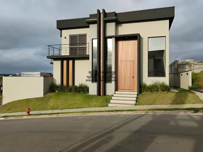 Casa em Condomínio à venda em Atibaia / Portal Lamis