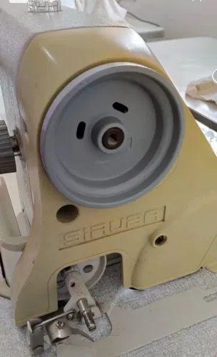 Siriúba máquina de costura reta industrial