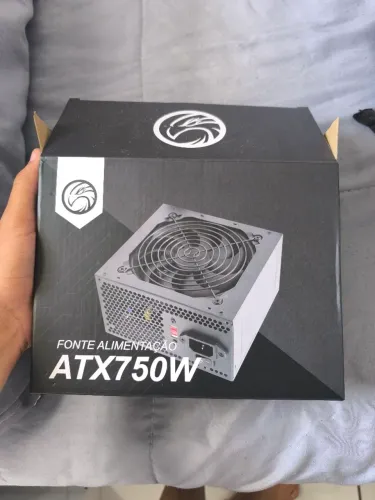 Fonte ATX750W lacrada