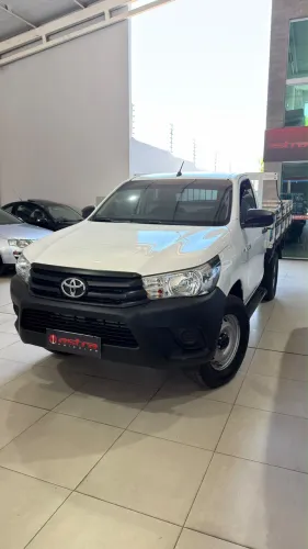 Toyota Hilux CS 4X4 2.8 TDI Diesel Mec. 2022