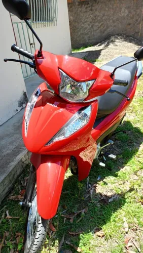 Biz 125 ES