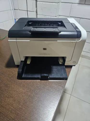 vendo impressa laserjet CP 1025nw color