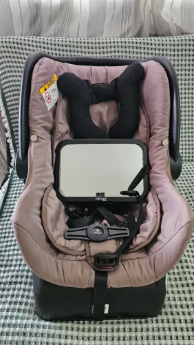 Bebê conforto com base + espelho automotivo + almofada cervical + trava de segurança