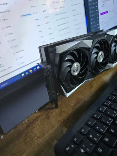Placa de vídeo  AMD RX 6800 16 gigas
