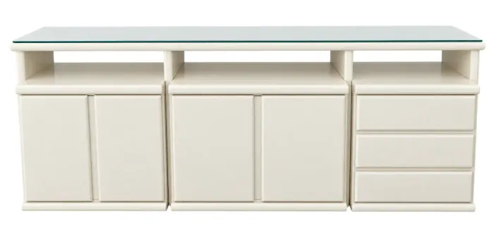 Rack para TV Off White com Tampo de Vidro, Portas e Gavetas