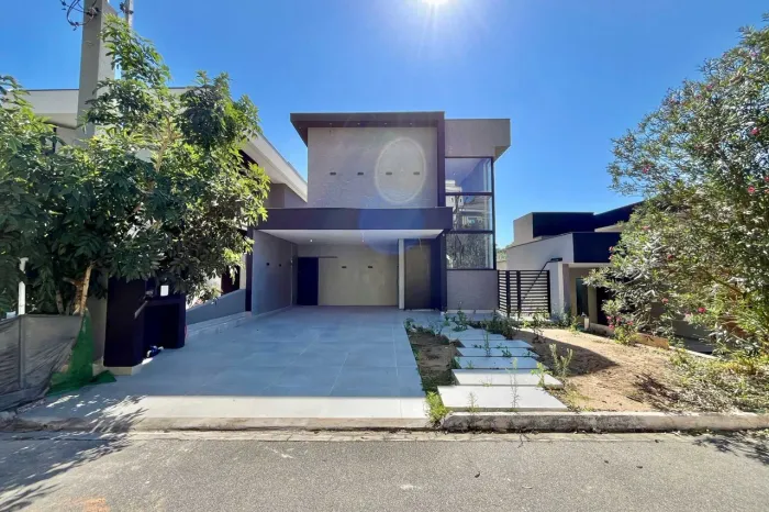 Casa em condomínio, 3 dormitório, 3 suítes em Aldeia da Serra