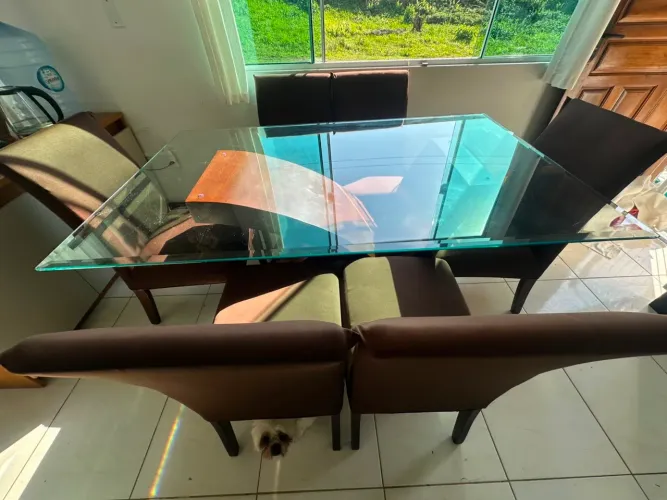 Mesa de vidro 6 cadeiras