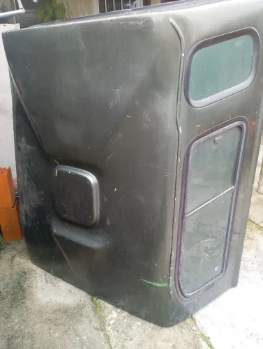 Capota de fibra da L200 quadrada ano 2000