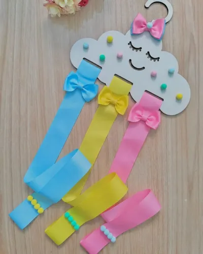 Porta laços, tiaras e faixinha 