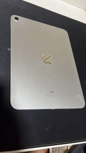 Ipad 10 64g com capa teclado, caneta, película....semi novo. 