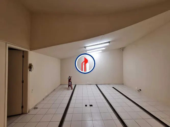 Loja : / Comercial / Gávea