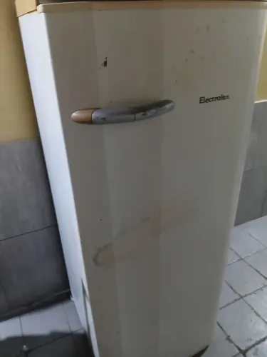 Doação geladeira