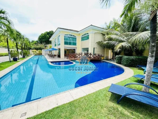 CASA EM CONDOMINIO NA LAGOA REDONDA - ALTO PADRÃO - 195m2 - 3 DORMITÓRIOS - 2 VAGAS - LAZE