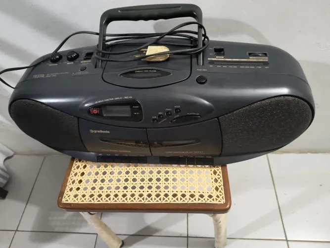Som Gradiente Digital CD Portable System SMZ - 100