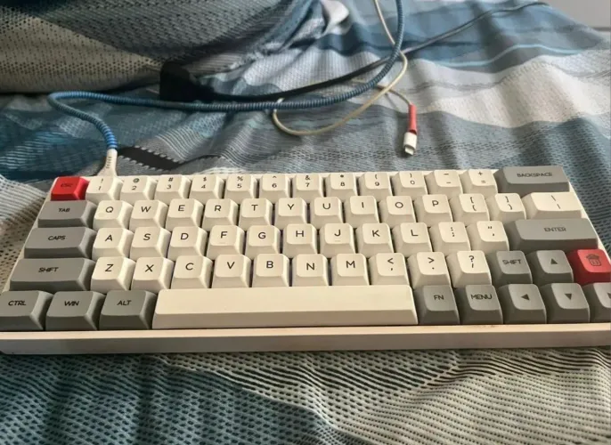 Teclado Mecânico Epomaker SK64 2 meses de uso - tem conversa no valor