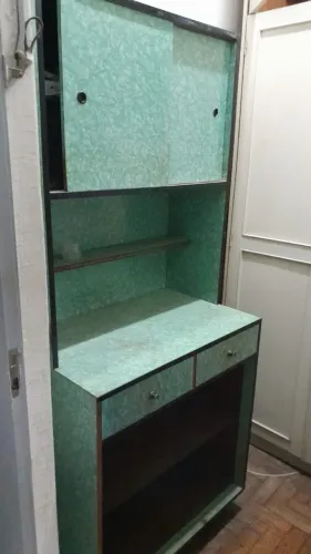 Armário de Cozinha. Fórmica. Vintage. Bom estado.