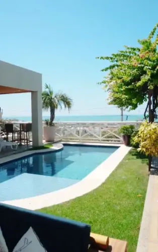 Condomínio Mar a Vista - Casa Duplex com 375m2 (4 suítes e 3 vagas) piscina/móveis fixos -