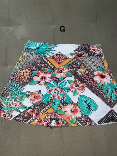 Shorts/Saia florido (Tamanho G)