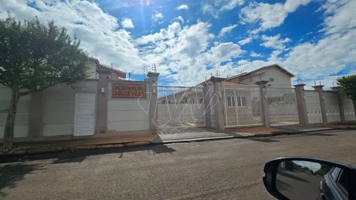 Venda de Casas / Condomínio na cidade de Araraquara