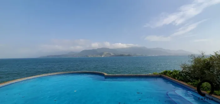 CASA RESIDENCIAL em ILHABELA - SP, ILHOTE